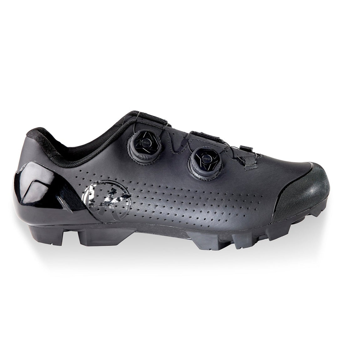 black mountain bike/gravel off-road cycling shoes - VeloKicks 'Lactic'